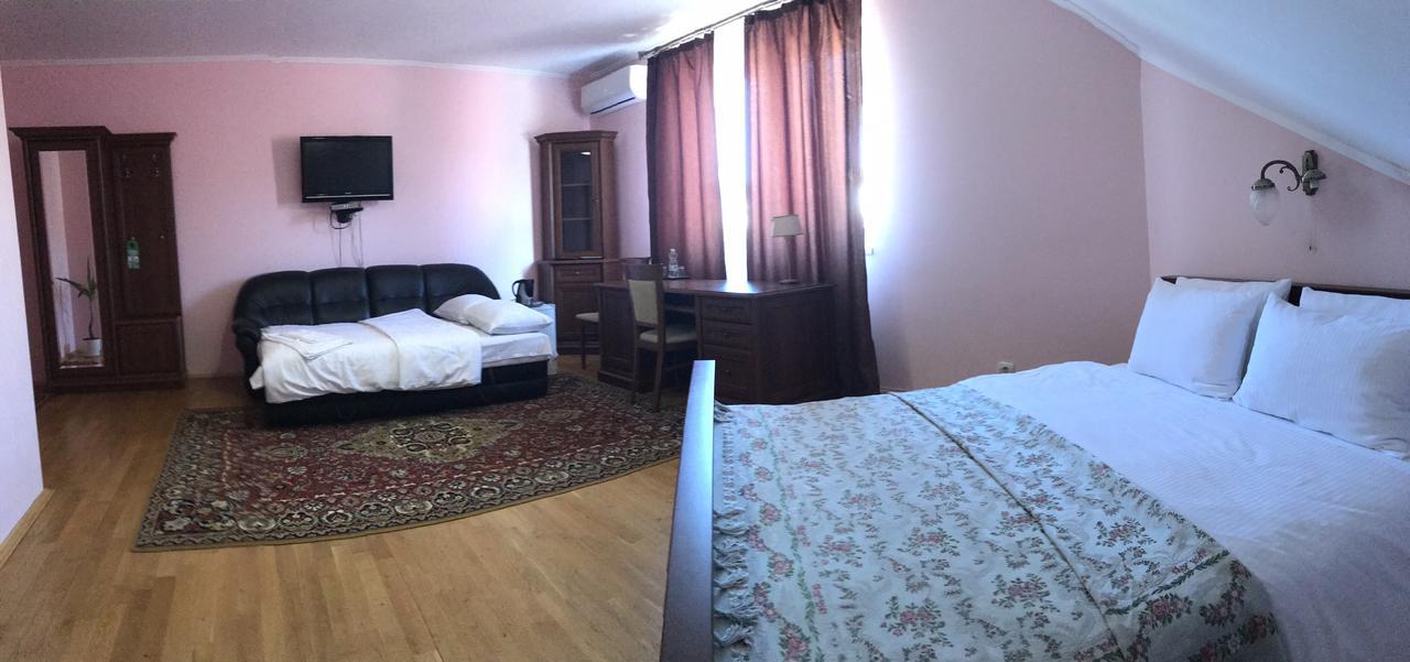 Complex Vivcharyk Otel Skole Dış mekan fotoğraf